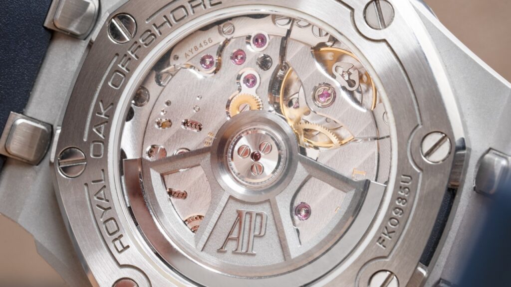 differences between luxury watch movements