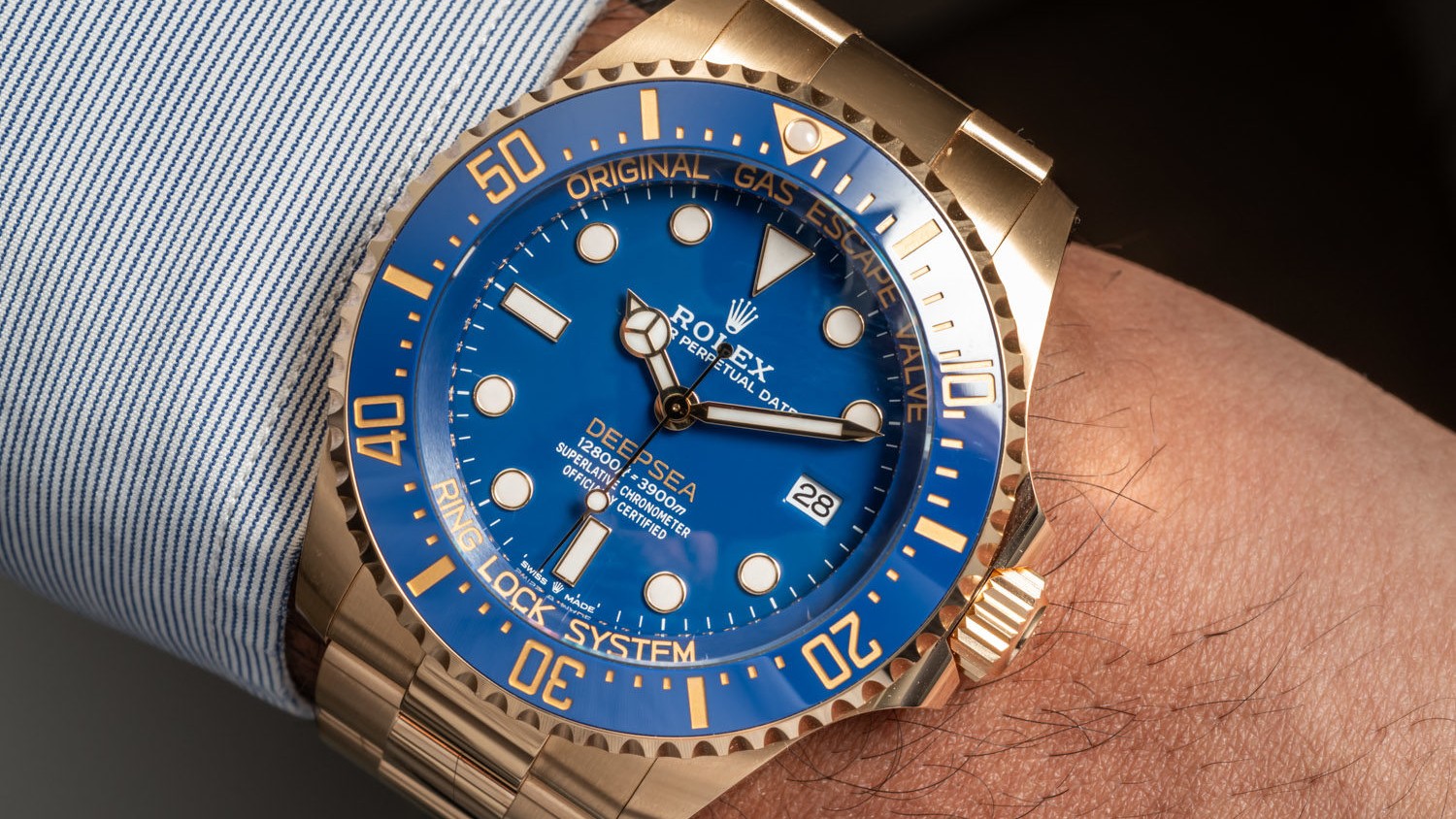 how to clean a gold watch