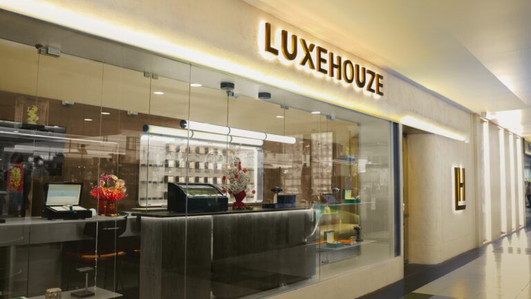 rolex luxehouze surabaya
