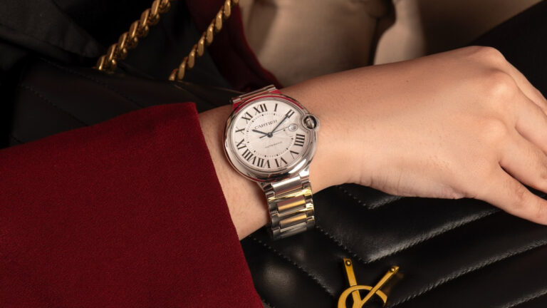 jam tangan analog wanita