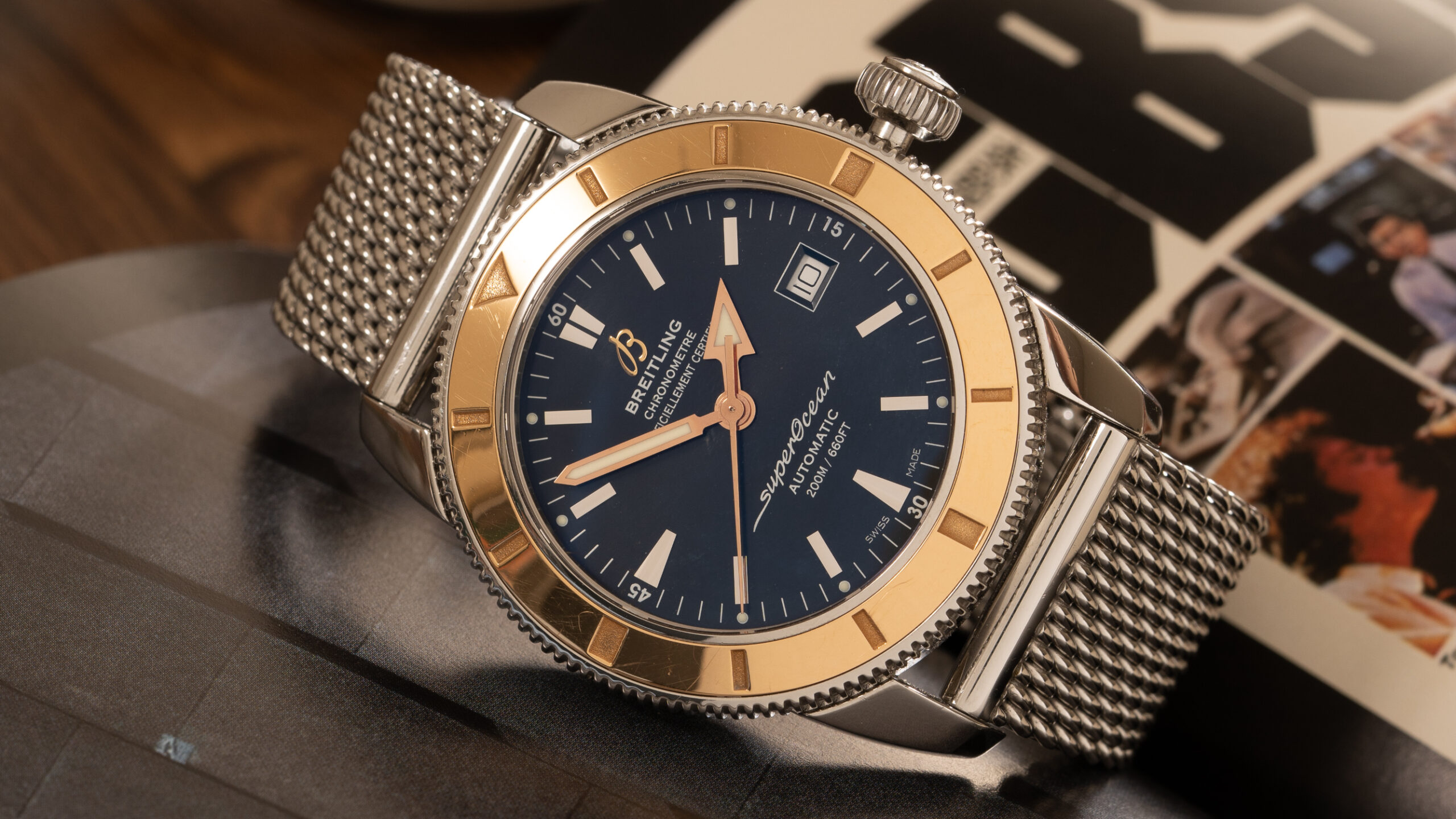 ciri khas dan elemen estetika breitling