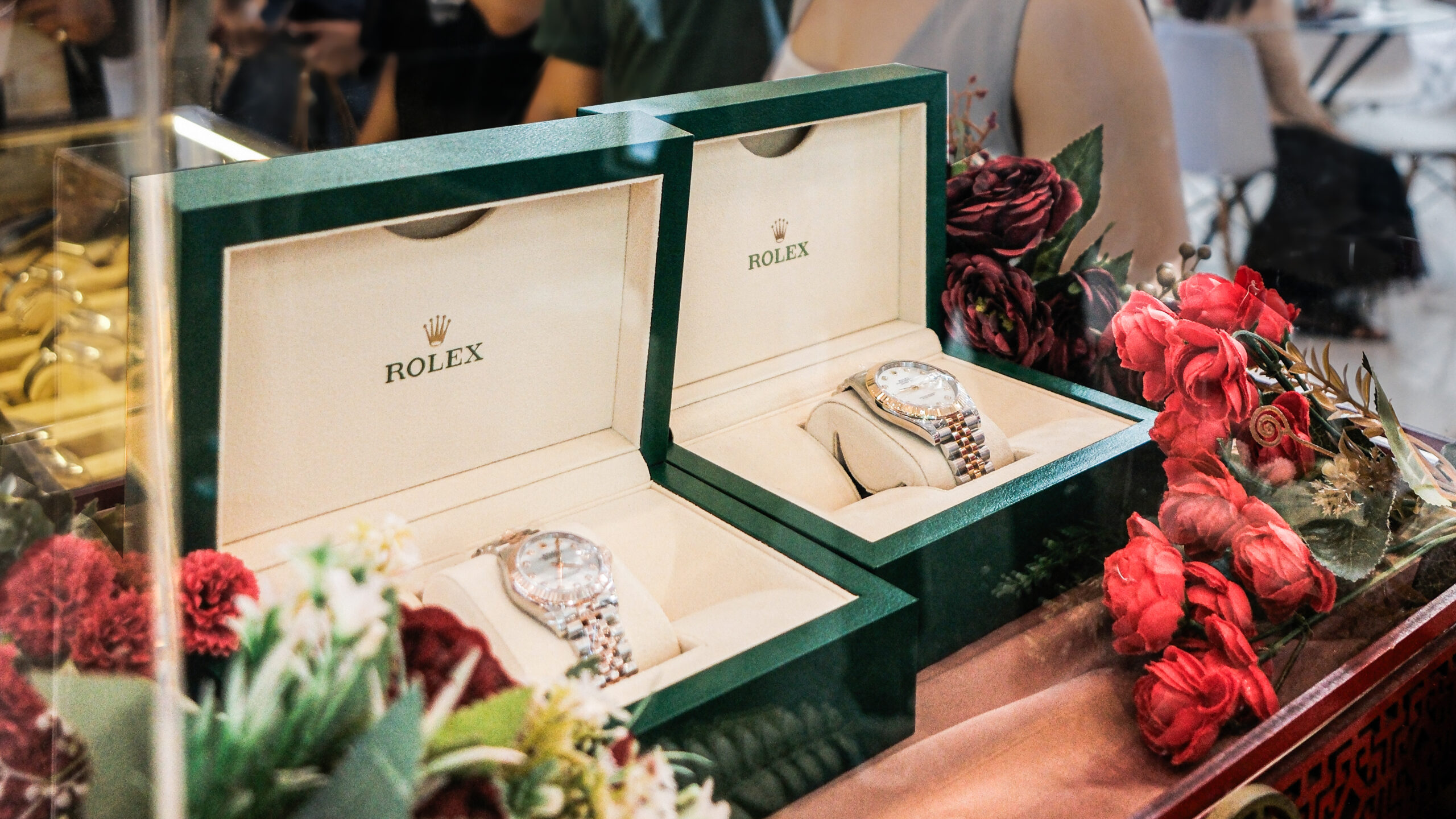 #LuxeUpYourLove in The Month of Love with Luxehouze