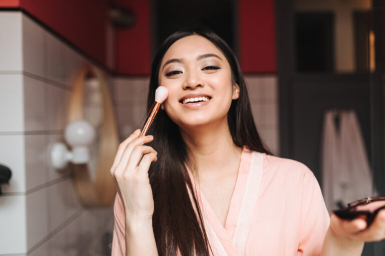 Urutan Cara Makeup Natural untuk Pemula, Cocok untuk Sehari-hari